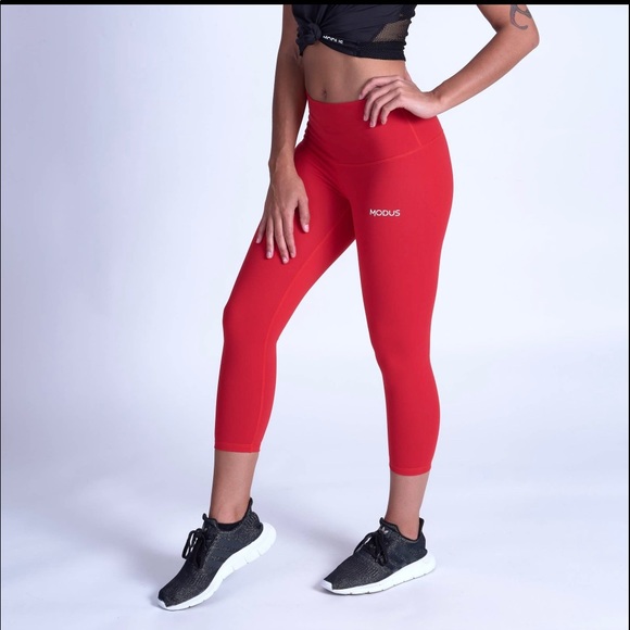 Desert Red Set Tank top & capris - Picture 11 of 13